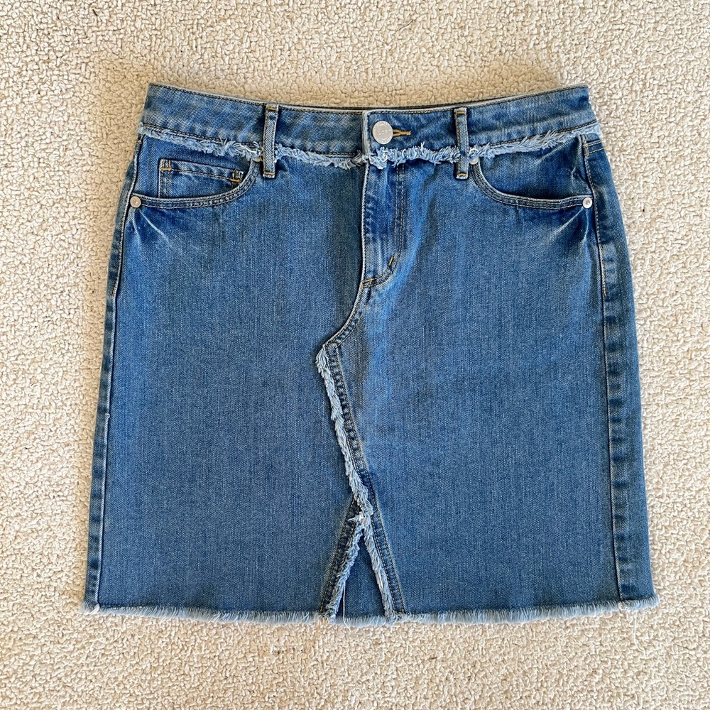 LOFT Frayed Denim cowgirl casual festival Hem Blue Pencil Skirt size 2 cotton